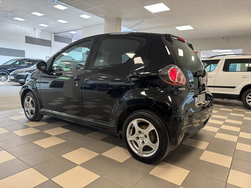 Bild 5 av Toyota Aygo 5-dörrar 1.0 VVT-i Automat B-kamera Värmare