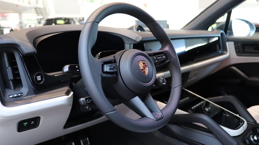 Bild 3 av Porsche Cayenne S E-Hybrid 