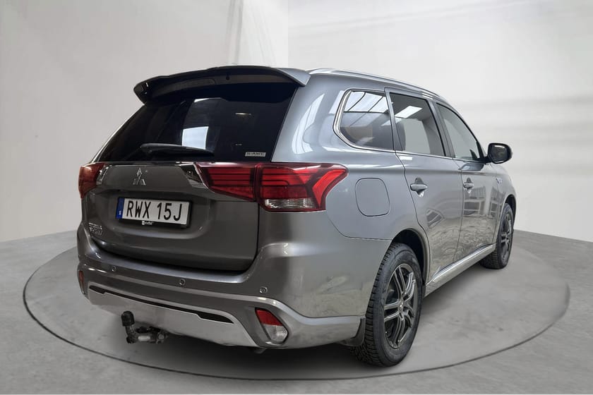 Bild 3 av Mitsubishi Outlander PHEV 2.4 Plug-in Hybrid 4WD (136hk) Business