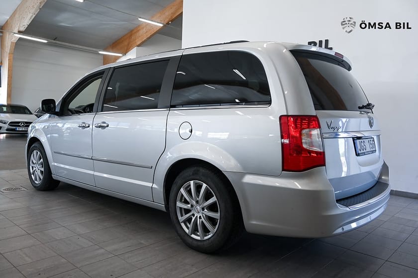 Bild 5 av Lancia Voyager 2.8 LX 7-Sits Skinn 163hk