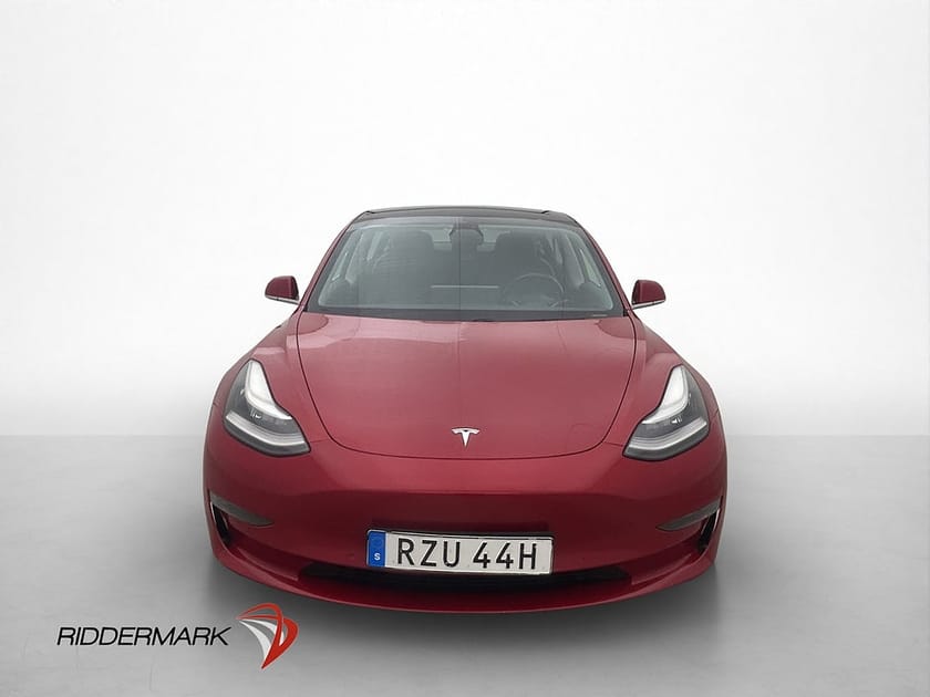 Bild 3 av Tesla Model 3 Long Range AWD Svensksåld Panorama
