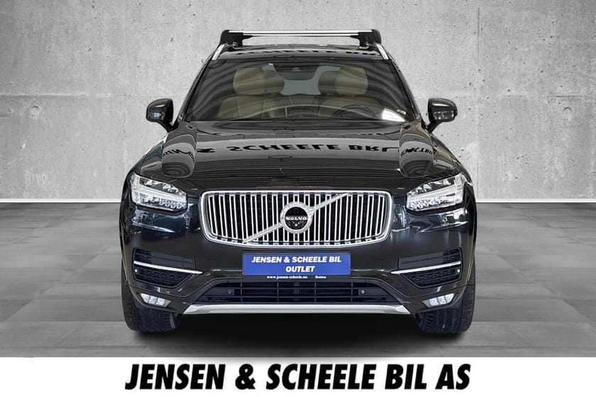 Bilde 2 av Volvo XC90 7-seater D5 225 hk AWD First Edition. Luft/HUD/Krok.