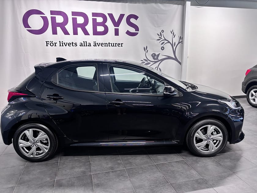 Bild 3 av Mazda 2 Hybrid 116hk, Exclusive-line, Rattvärme, Backkamera
