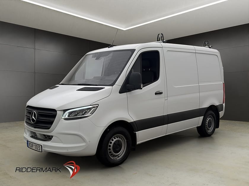 Bild 1 av Mercedes-Benz Sprinter 317 CDI RWD Panel Van Värm Drag 360° V-Inr CARPLAY Moms
