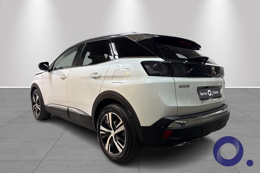 Bilde 3 av Peugeot 3008 HYBRID4 300 GT PHEV hk 4x4 | Mye fint utstyr