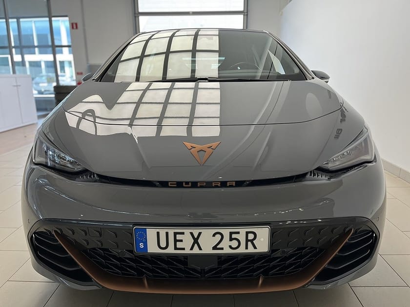 Bild 2 av CUPRA Born 58 KWH 204 HK|Adaptiv Farth.|B-kamera