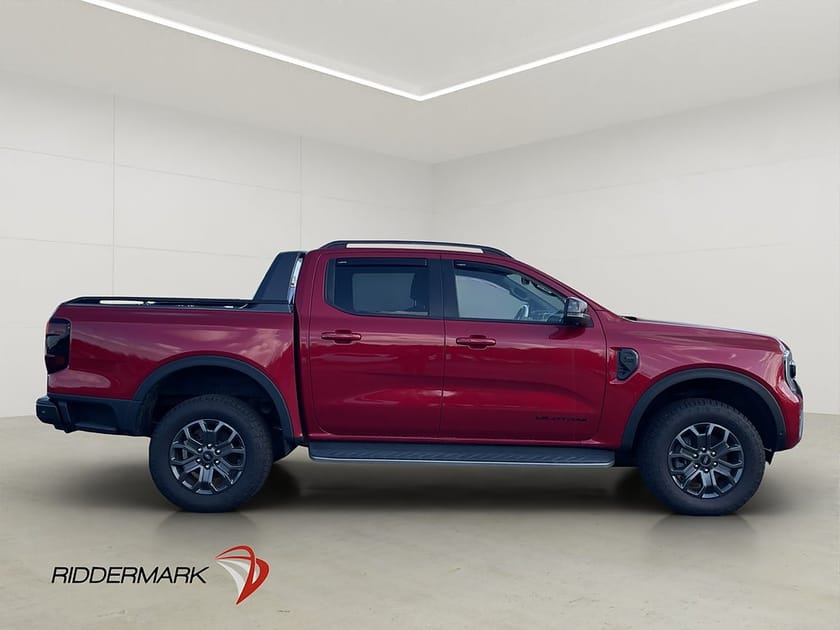 Bild 2 av Ford Ranger Dubbelhytt Wildtrak e-4WD Värm Cockpit Skinn Drag B&O MOMS