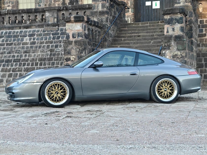Bild 2 av Porsche 911 Carrera (NA) 996 Carrera, Manuell, 320hk, ny motor, endast 7341mil
