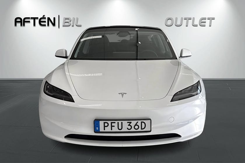 Bild 3 av Tesla Model 3 Long Range AWD Dual Motor Facelift Dragkrok AP Kamera