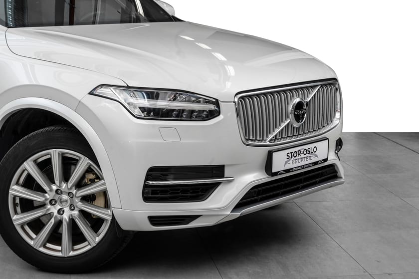 Bilde 2 av Volvo XC90 T8 AWD Inscription 407hk/B&W/HUD/360/Web/ACC/Krok/Navi