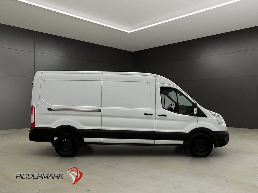 Bild 2 av Ford Transit 350 L3H2 Ny-Kamrem Värmare Drag  B-Kamera CARPLAY