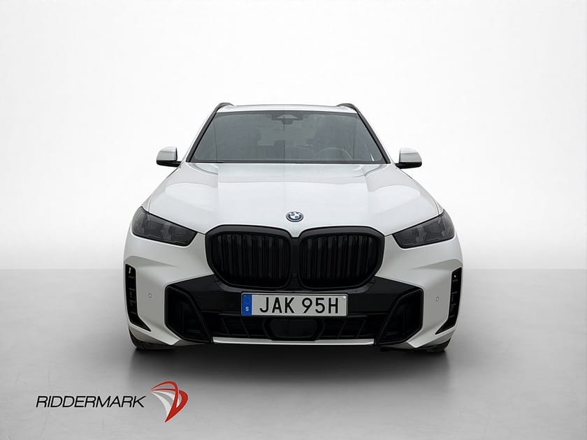 Bild 2 av BMW X5 xDrive50e M Sport Innovation Pano Sky H/K Luft Drag