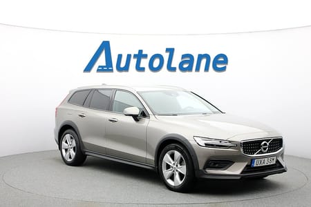 Volvo V60 Cross Country B4 AWD Skinn, Kamera, VOC, Drag, Minne 197hk