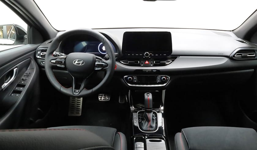 Bild 4 av Hyundai i30 Fastback N Line 1.5 T-GDi DCT | 140 hk | DEMO