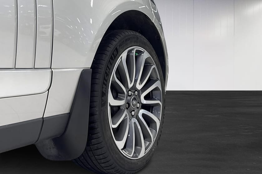 Bild 5 av Land Rover Range Rover | LWB AUTOBIOGRAPHY EXCLUSIVE 4.4 SDV8 4WD