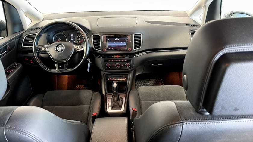 Bild 4 av Volkswagen Sharan 7-seater 2.0 TDI 4Motion GT / 7 sits / Kamera / CarPlay