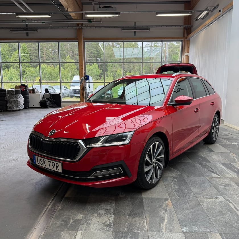Bild 5 av Škoda Octavia Kombi Skoda 2.0 TDI Style Canton HUD Carplay Backkamera Drag