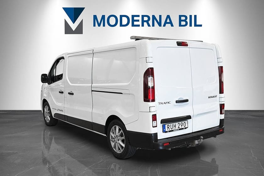 Bild 3 av Renault Trafic Skåpbil 1.6 dCi 125hk Lång Drag D-värm V-inredd B-kam Nyservad