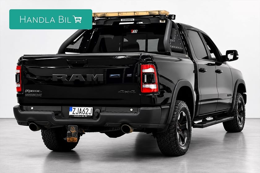 Bild 5 av RAM 1500 Crew Cab 5.7 V8 4x4 Rebel Luft Släde Pano Alpine Skinn Moms Drag