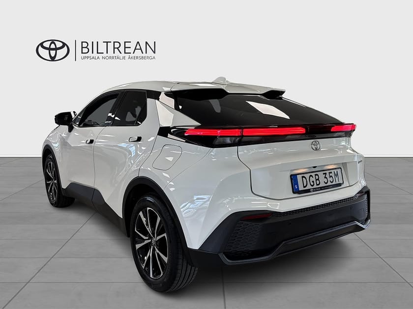 Bild 2 av Toyota C-HR PHEV e-CVT STYLE Teknikpaket Vinterhjul