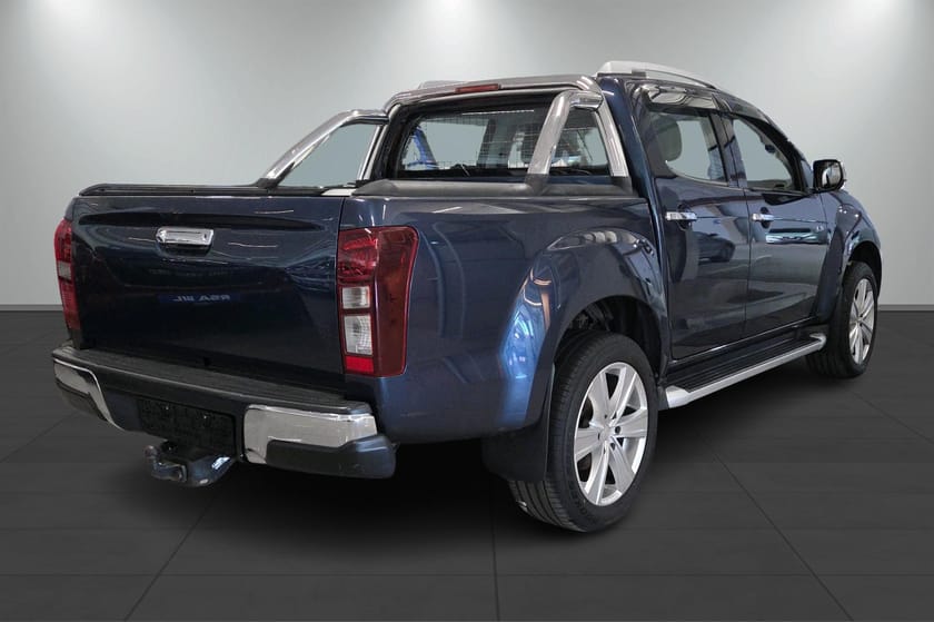 Bilde 4 av Isuzu D-Max Dobbelcab LAV KM!!\3,5T hengervekt\Mountain Top\Frontbøyle