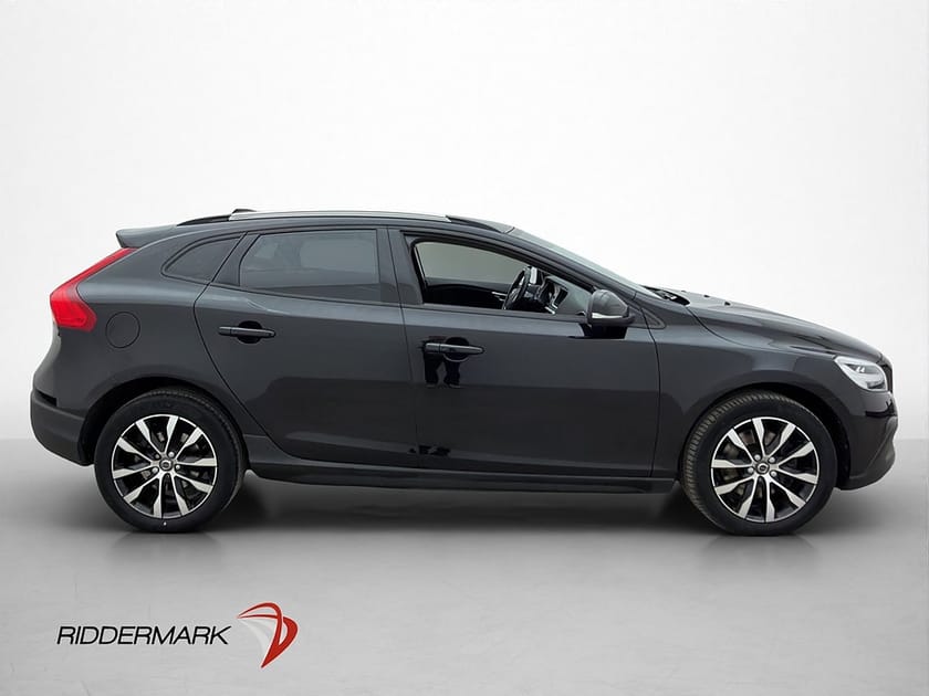 Bild 4 av Volvo V40 Cross Country D3 Momentum D-Värm Skinn Kamera Navi