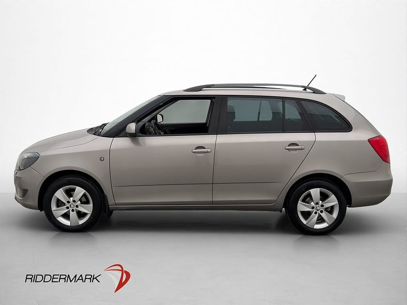 Bild 2 av Škoda Fabia Kombi Skoda 1.2 TSI 86hk Ambition Sensorer 0,49l/mil 1 Bruk