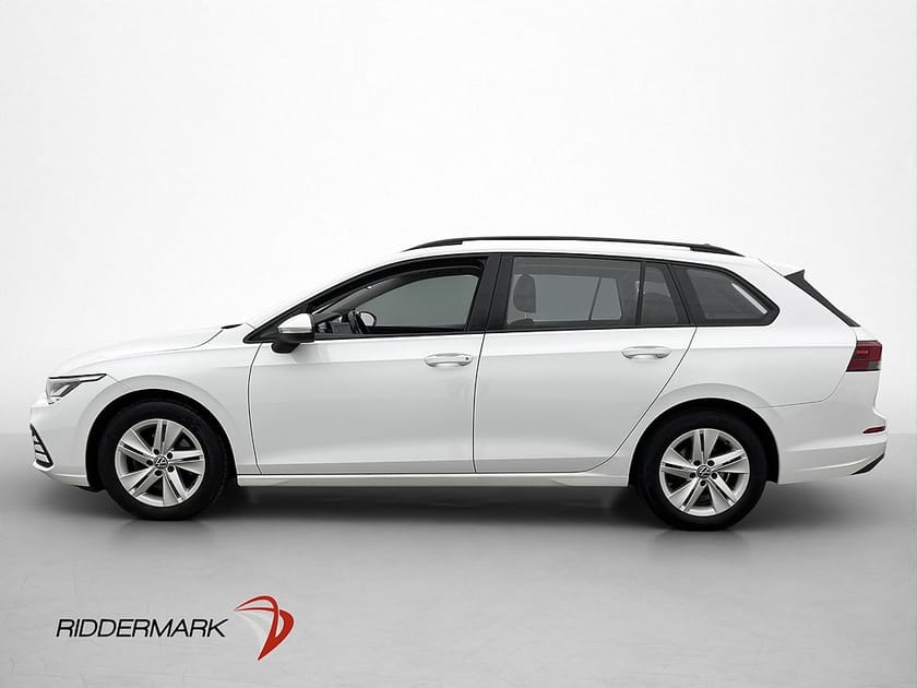 Bild 4 av Volkswagen Golf Sportscombi 1.5 eTSI 150hk IQ Rattvärme CarPlay 1 Ägare