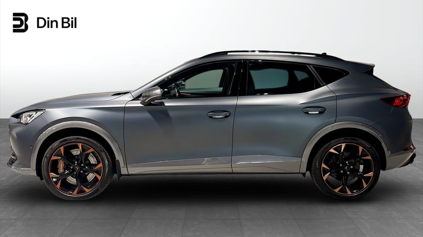 Bild 2 av CUPRA Formentor / VZ 2.0 / TSI 310 hk / 4Drive DSG7 / DRAG