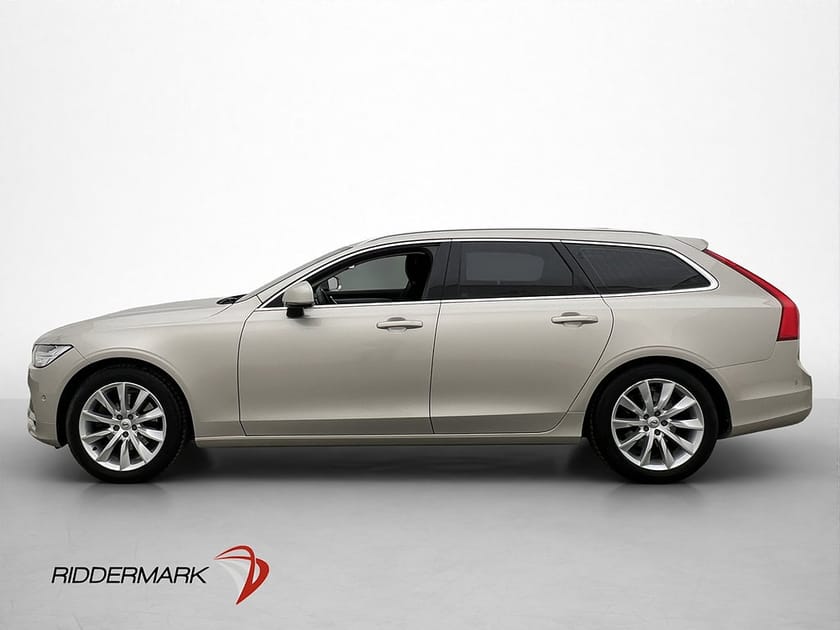 Bild 4 av Volvo V90 T5 254hk Momentum B-Kamera Navi Drag Carplay