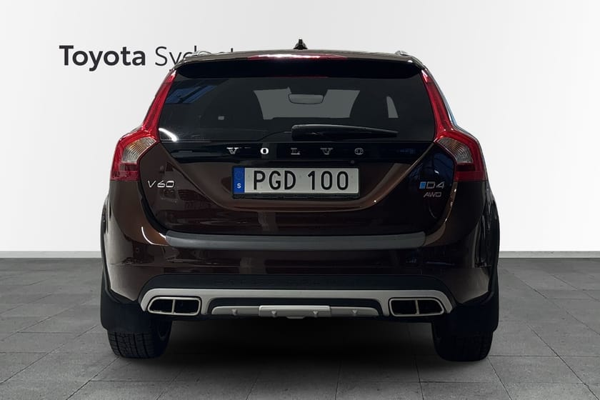 Bild 4 av Volvo V60 Cross Country D4 AWD Summum Polestar Drag Navigation Skinn