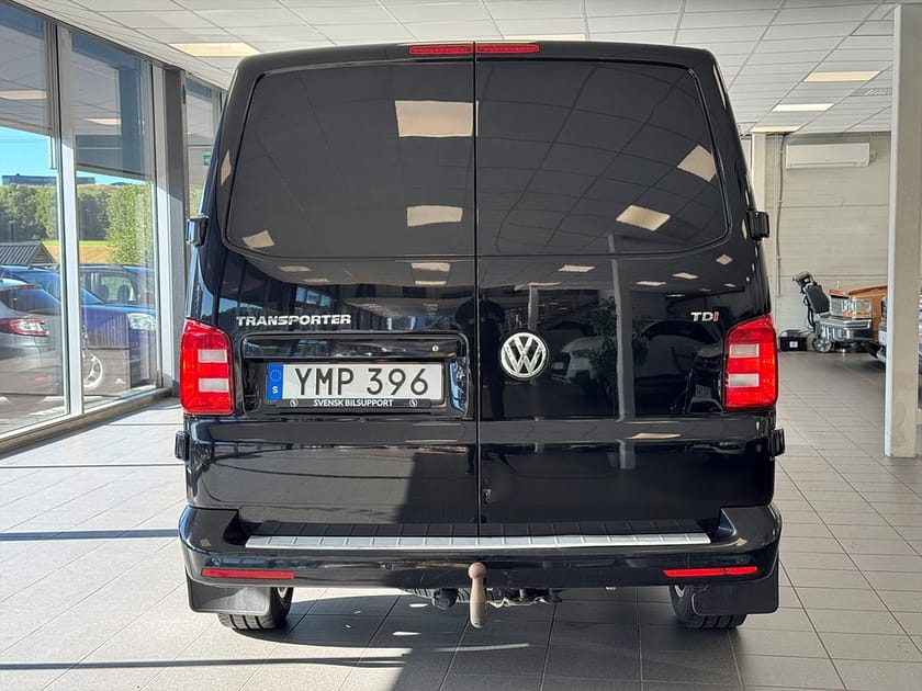 Bild 4 av Volkswagen Transporter Kombi 5-sits T32 2.0 TDI Värmare Drag