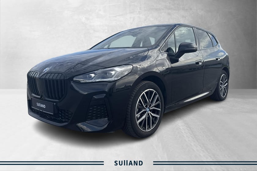 Bilde 1 av BMW 225e xDrive Active Tourer 2023 | 23 000 km | Firehjulstrekk | Plug-in hybrid