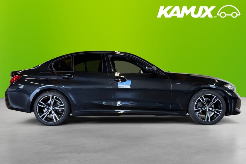 Bild 2 av BMW 320i xDrive Sedan M-Sport 184hk Pano HiFi Läder Moms