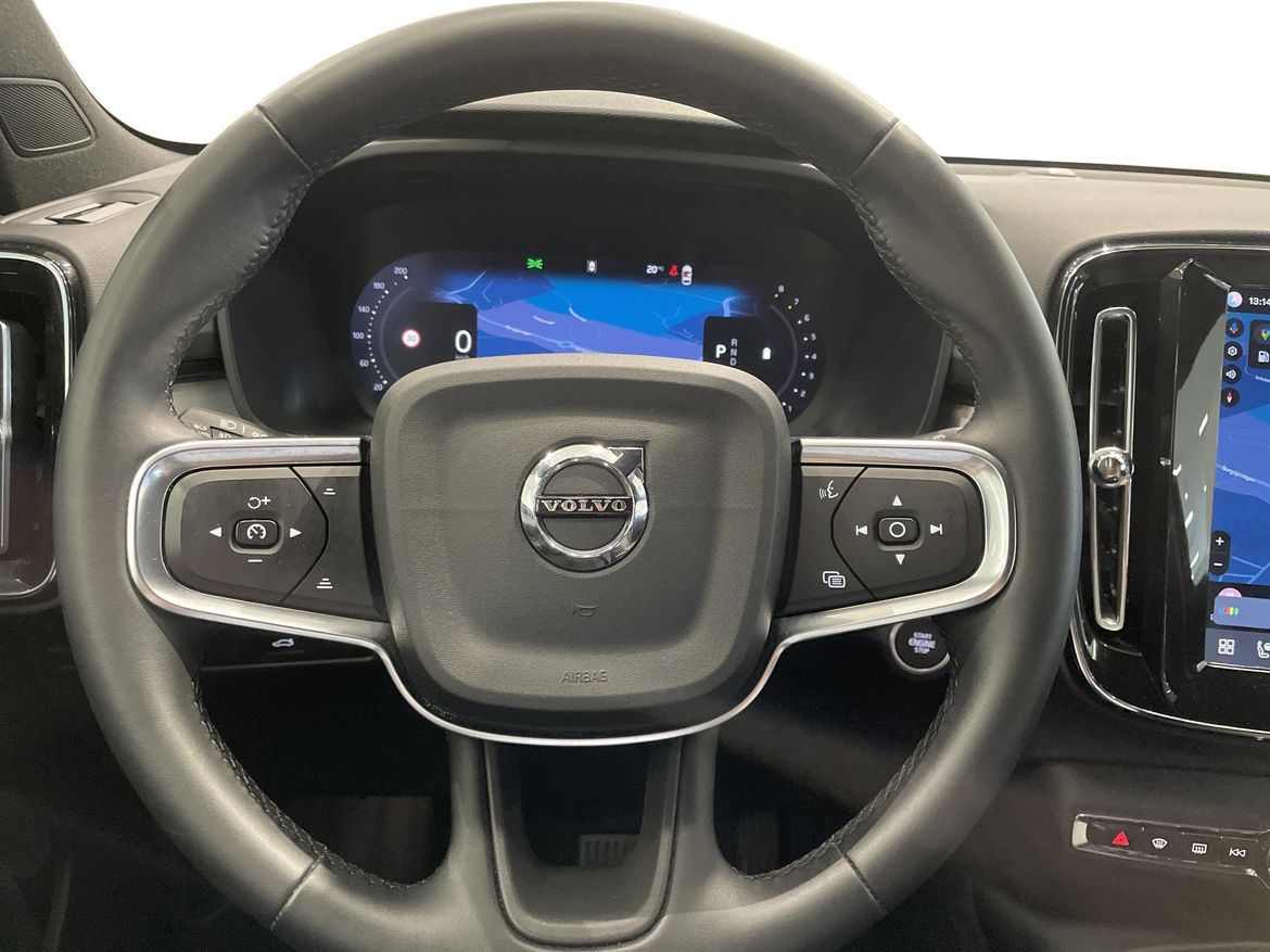 Volvo XC40 2025 - miniatyr 9
