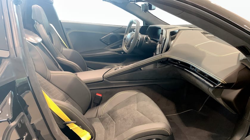 Bild 3 av Chevrolet Corvette Stingray Convertible C8 3LT Cabriolet 482hk AT8
