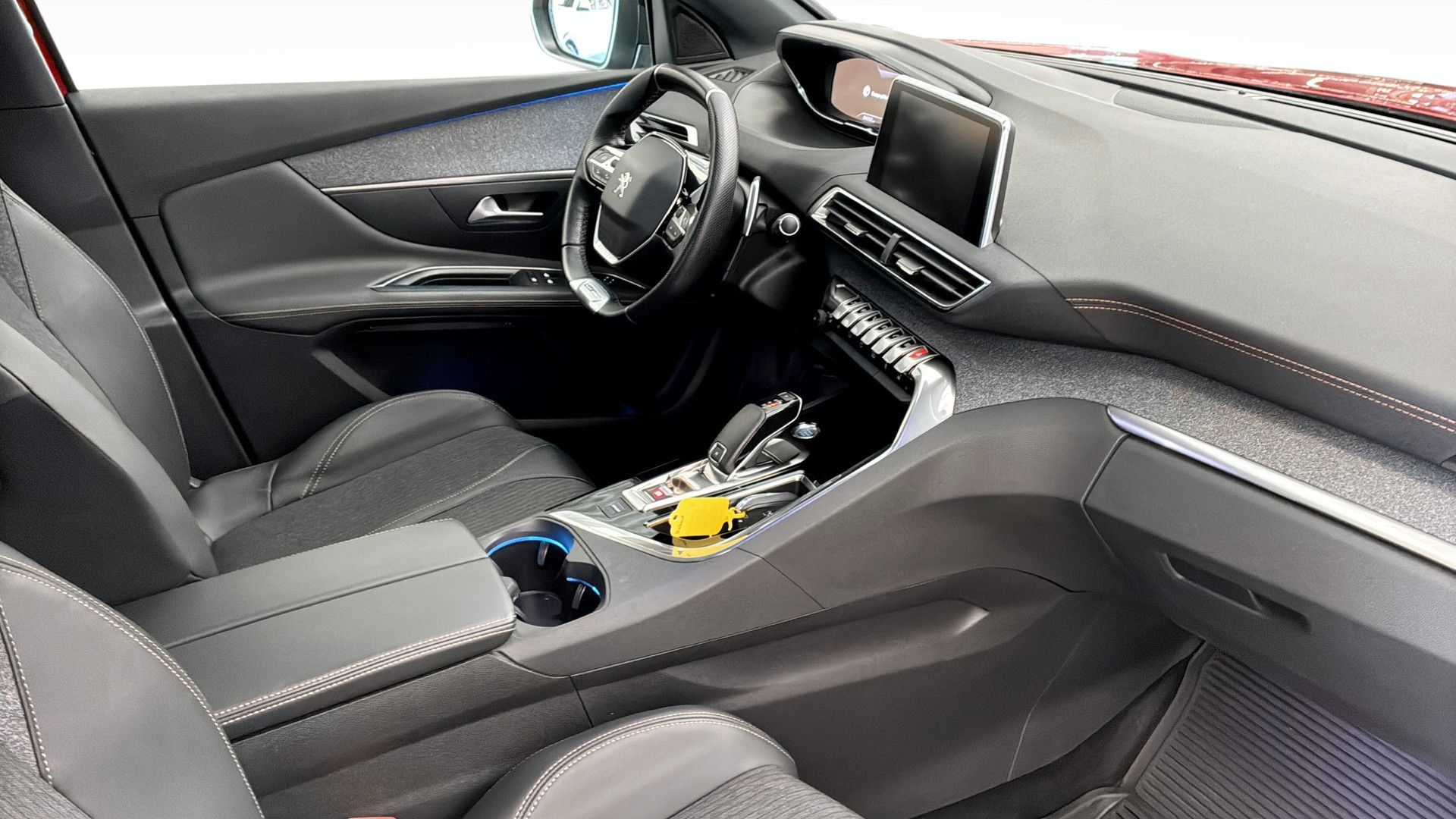 Peugeot 3008 1.2 PureTech GT-Line 2020, bild 3/9