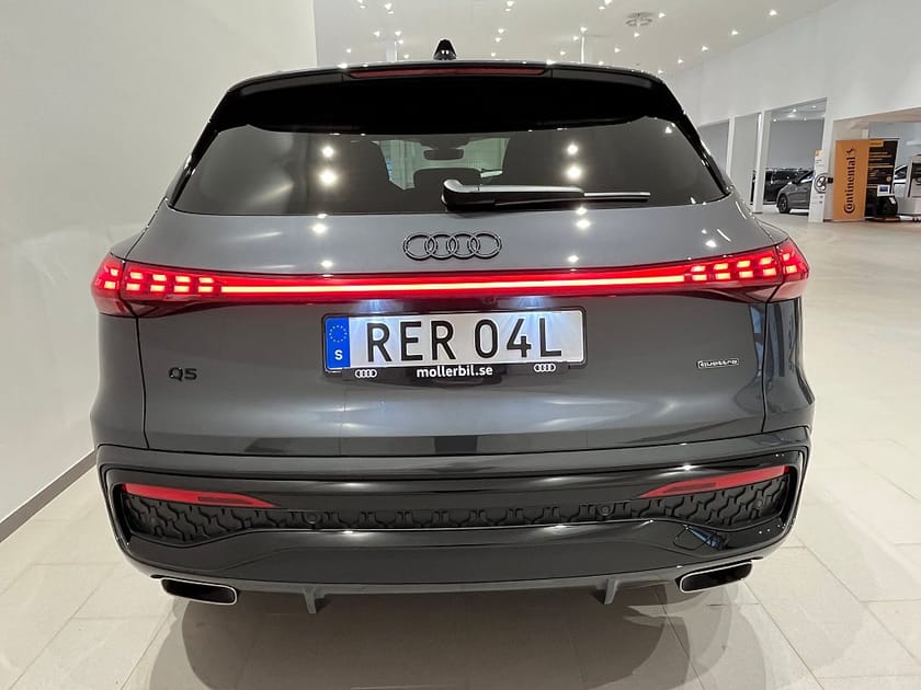 Bild 3 av Audi Q5 e-hybrid quattro S Line 367 hk