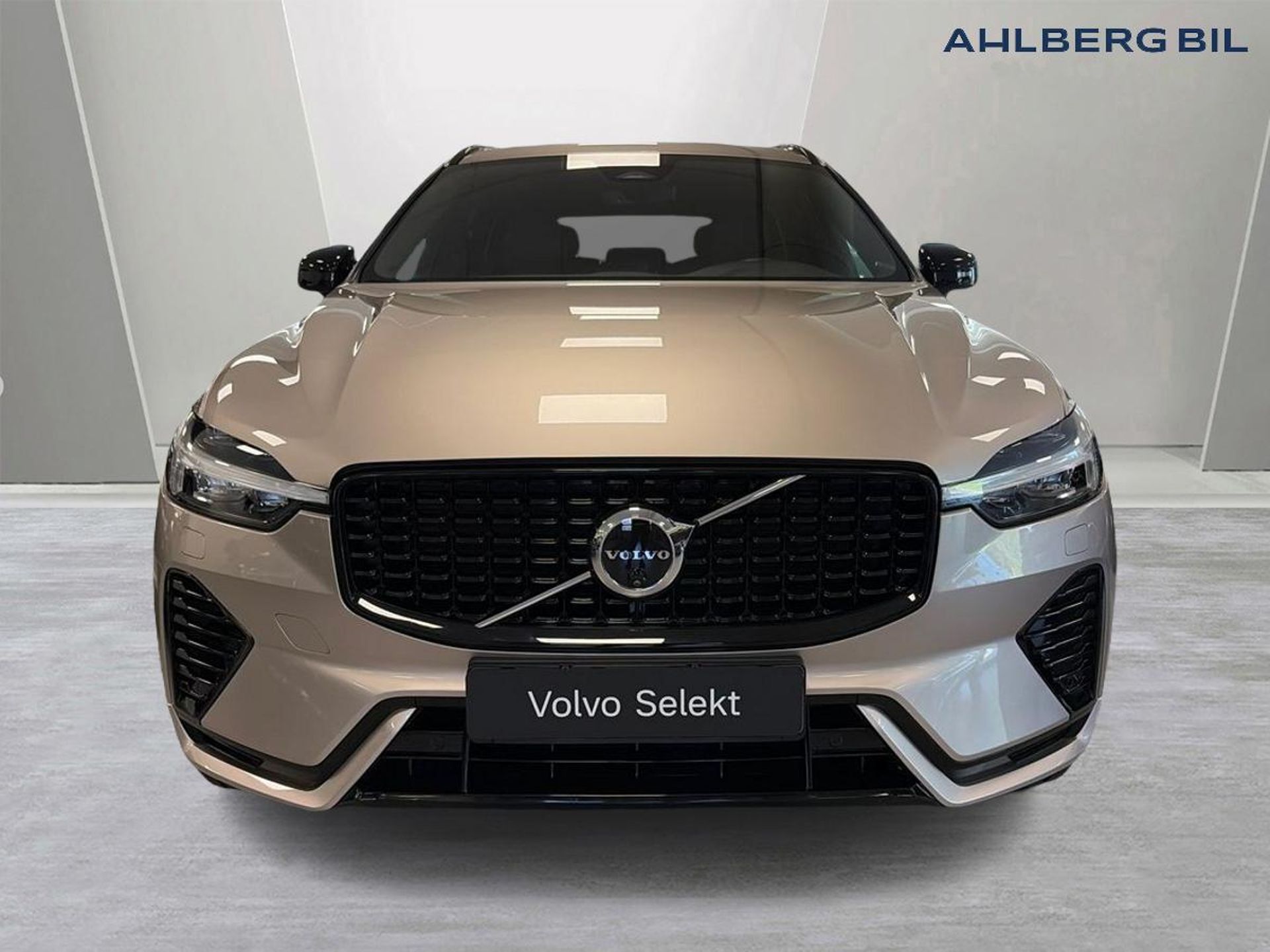 Volvo XC60 2025, photo 6/10