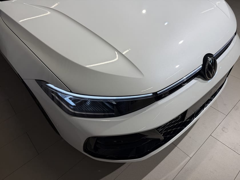 Bild 3 av Volkswagen Passat Variant eHybrid