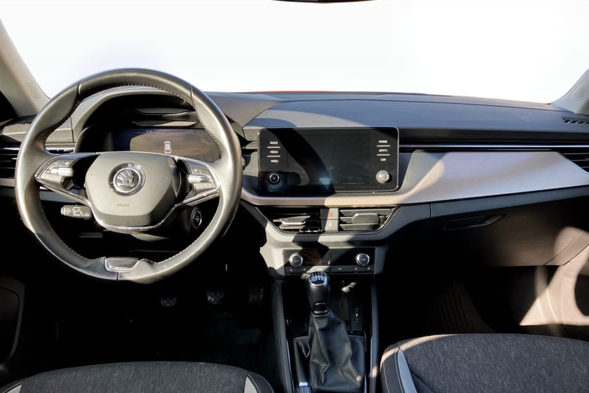 Bild 5 av Škoda Kamiq 1.0 TSI Manuell 110hk 2021 Dragkrok Adaptiv Farthållare Adventure Edition, Style