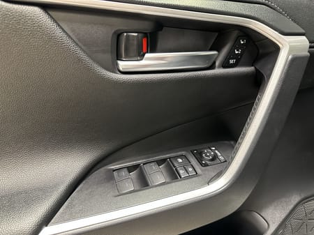 Toyota RAV4 Hybrid AWD-i 2,5 HSD EXECUTIVE PREMIUM & JBL / V-HJUL