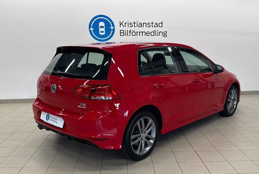 Bild 5 av Volkswagen Golf 1.2 TSI R-Line, Adaptiv Farth. Vinterhjul