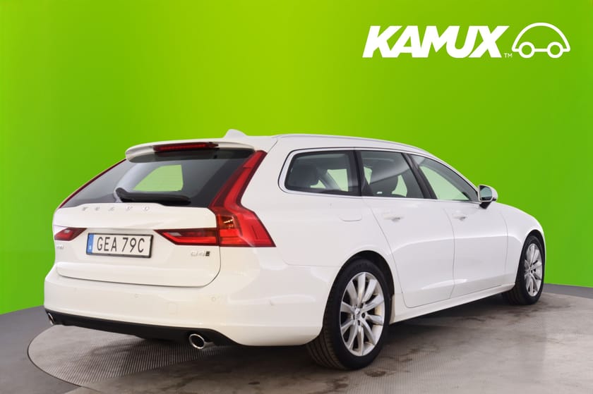 Bild 4 av Volvo V90 D4 Momentum AWD Momentum SE II Helläder Drag GPS Värm BLIS