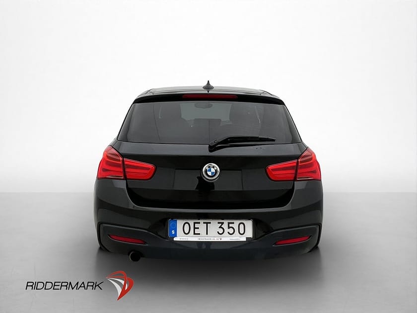 Bild 3 av BMW 118d 150hk Steptronic M Sport Hifi Svart innertak