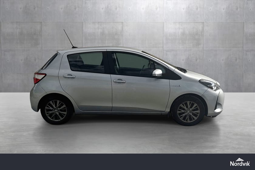 Bilde 3 av Toyota Yaris Hybrid - Garanti - Rentekampanje