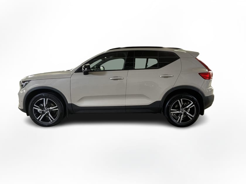Bild 2 av Volvo XC40 B4 FWD Bensin Plus Dark