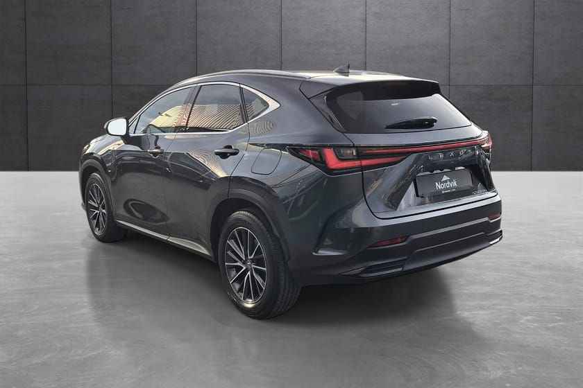 Bilde 3 av Lexus NX 450h+