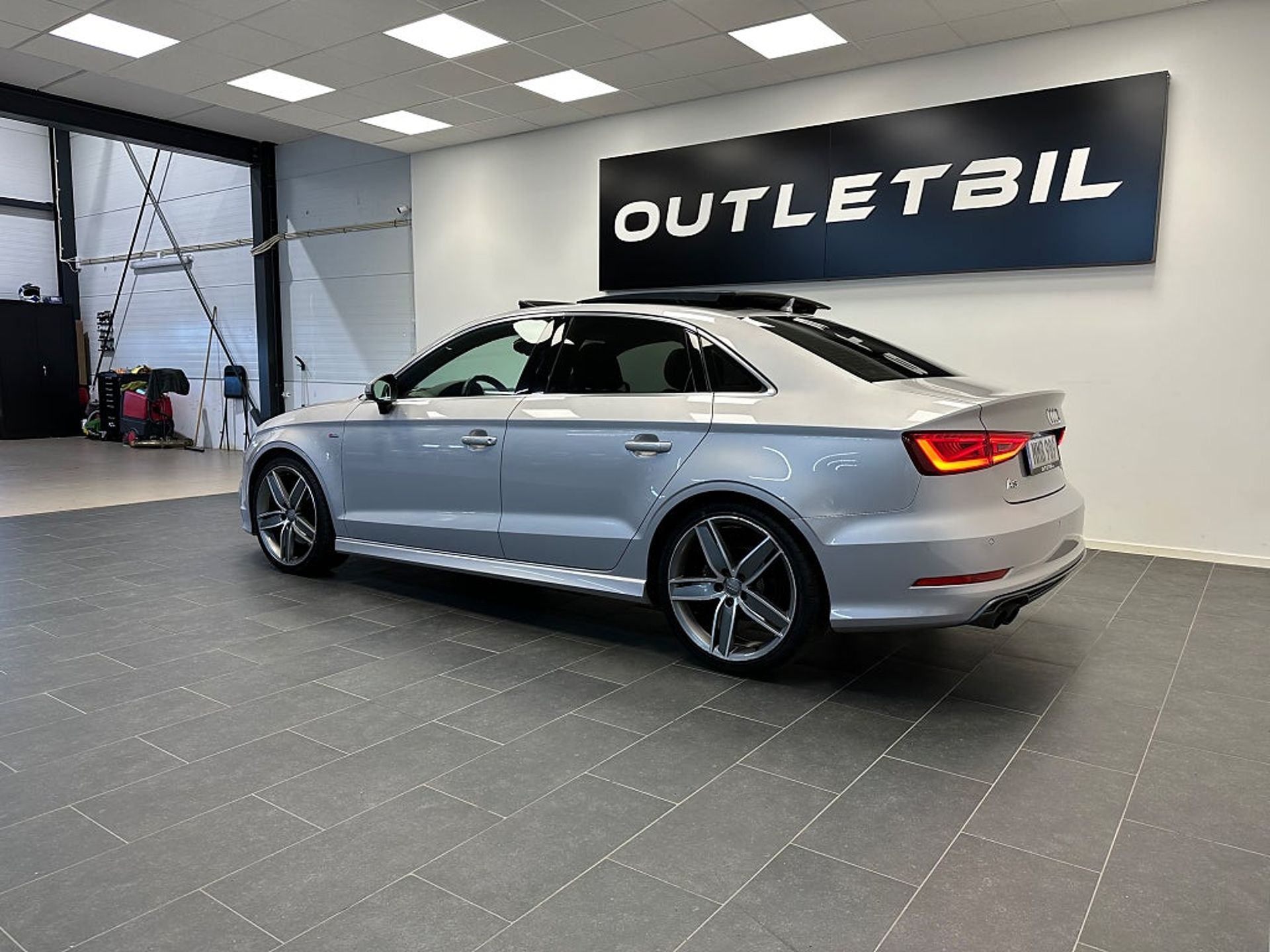 Audi A3 1.8 TFSI S line 2014, bild 4/10