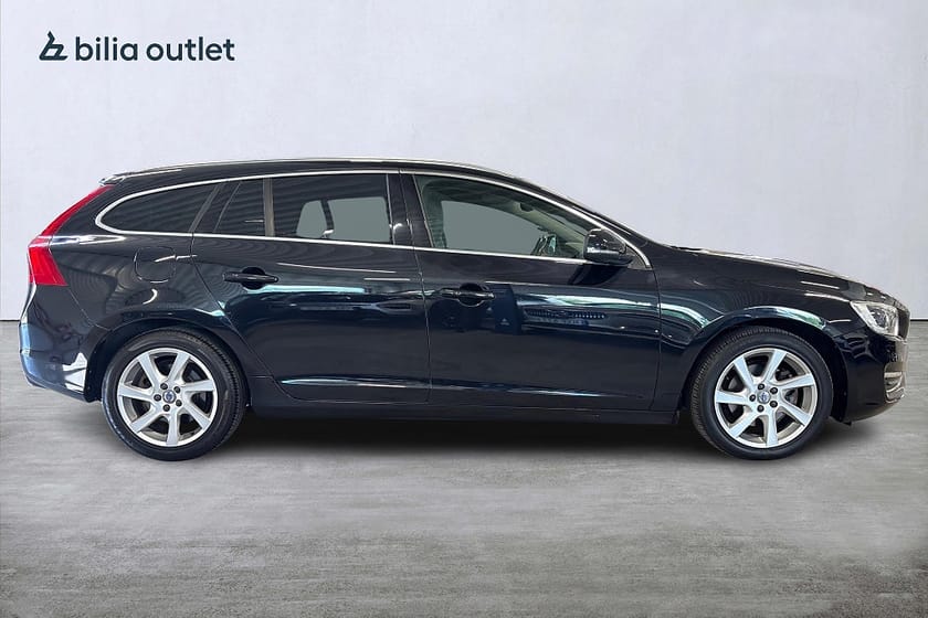 Bild 5 av Volvo V60 D4 Summum BE 181hk Drag P-värm PDC Läder KamremBytt